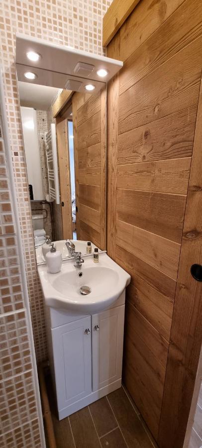 Studio Uissan Pour 5 Personnes A Cote Des Pistes Huez المظهر الخارجي الصورة