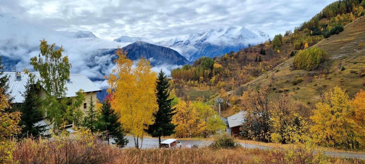Studio Uissan Pour 5 Personnes A Cote Des Pistes Huez المظهر الخارجي الصورة
